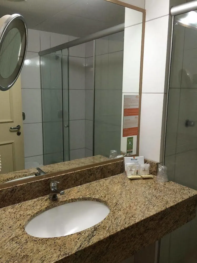 Harbor Regent Suites Porto Alegre 4*,