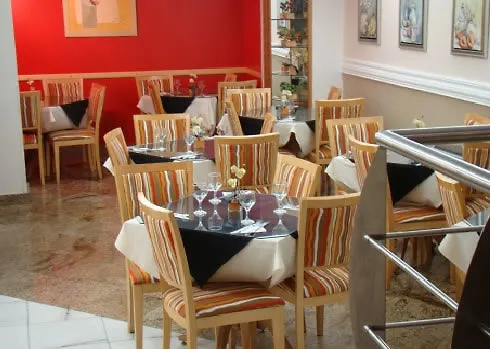 Harbor Regent Suites Porto Alegre Hotel